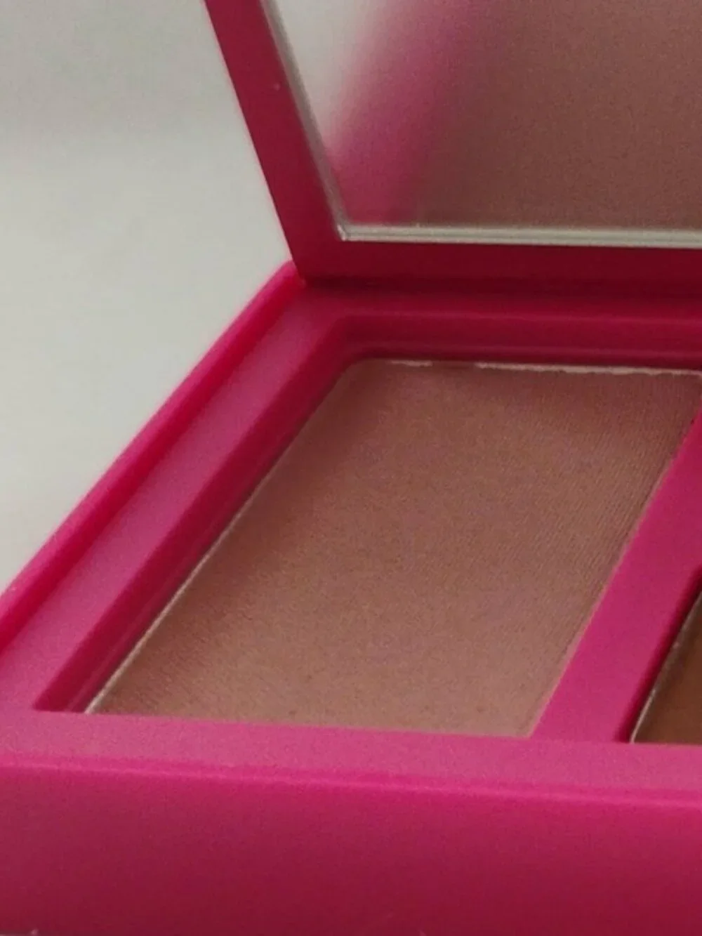 Clinique Ltd Edition Eye Quad & Cheek Palette-Berry Delight- New No Box